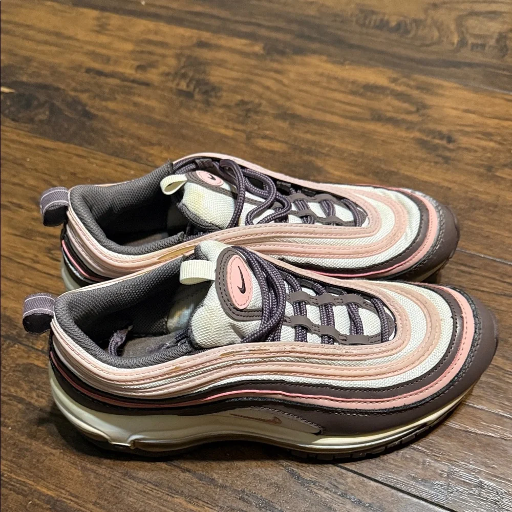 Nike Kids Sneakers in Pink and Brown Tones